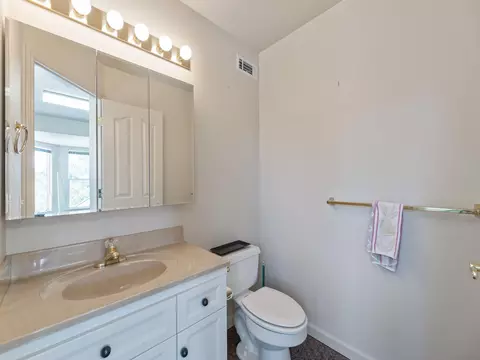 381 Bountiful Path, Redding, CA 96003 photo 23