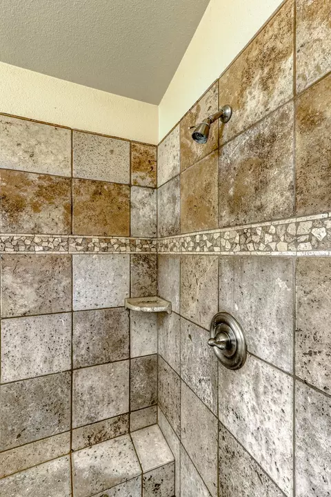 5992 La Quinta Ct, Redding, CA 96003 photo 13
