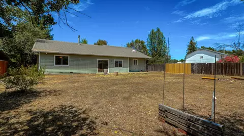 2695 Amethyst Way, Redding, CA 96003 photo 22