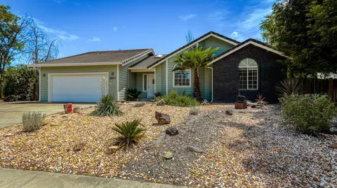 2695 Amethyst Way, Redding, CA 96003 photo 1