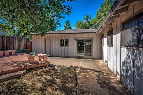 1816 Manchester Dr, Redding, CA 96002 photo 26