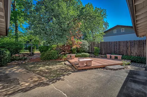 1816 Manchester Dr, Redding, CA 96002 photo 24