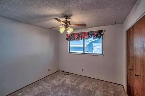 1816 Manchester Dr, Redding, CA 96002 photo 15