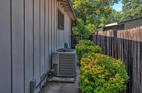 1816 Manchester Dr, Redding, CA 96002 photo 32