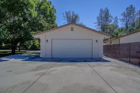 1537 Arroyo Manor Dr, Redding, CA 96003 photo 42
