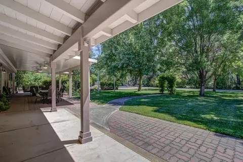 1537 Arroyo Manor Dr, Redding, CA 96003 photo 33