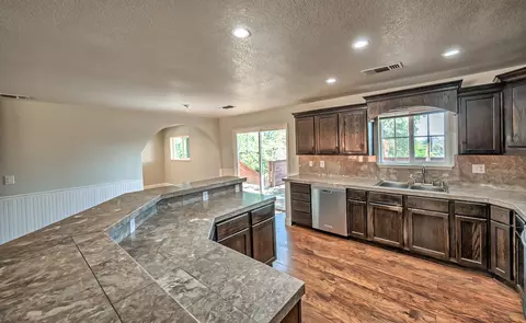 12035 Evans View Ln, Redding, CA 96003 photo 5