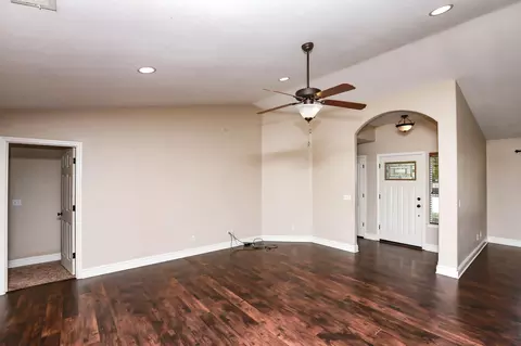 236 Gurnsey, Red Bluff, CA 96080 photo 9