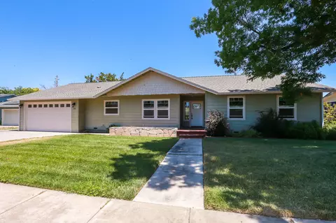 236 Gurnsey, Red Bluff, CA 96080 photo 1