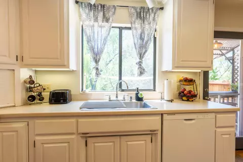 771 Flower Ash Ln, Redding, CA 96003 photo 22