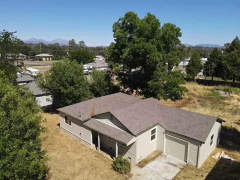 2360 Sacramento Dr, Redding, CA 96001 photo 12