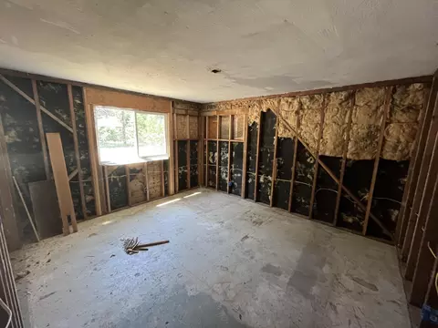 2360 Sacramento Dr, Redding, CA 96001 photo 8