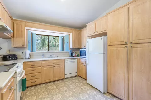 15915 Frontiersman Dr, Redding, CA 96001 photo 9