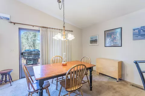 15915 Frontiersman Dr, Redding, CA 96001 photo 10