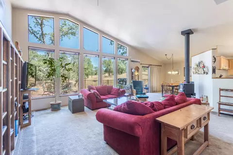 15915 Frontiersman Dr, Redding, CA 96001 photo 3