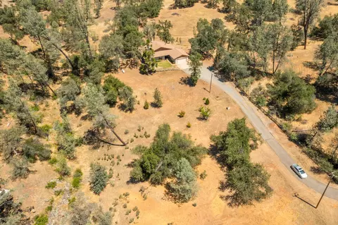 15915 Frontiersman Dr, Redding, CA 96001 photo 25