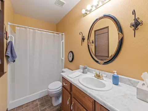 3374 Lyndsey Ln, Anderson, CA 96007 photo 15