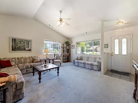 3374 Lyndsey Ln, Anderson, CA 96007 photo 4