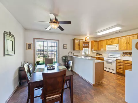 3374 Lyndsey Ln, Anderson, CA 96007 photo 7