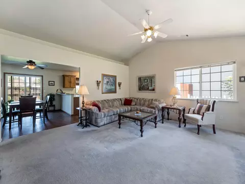 3374 Lyndsey Ln, Anderson, CA 96007 photo 5