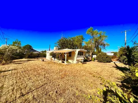 3251 Jordan, Redding, CA 96003 photo 1