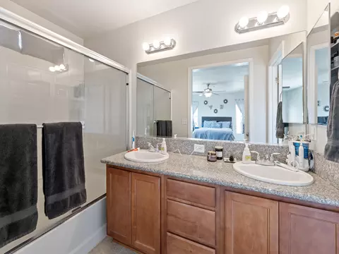 2381 Shining Star Way, Redding, CA 96003 photo 11