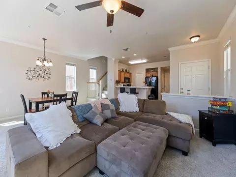 2381 Shining Star Way, Redding, CA 96003 photo 3