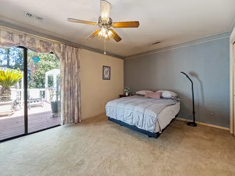 3892 Bluffside Ct, Redding, CA 96002 photo 15