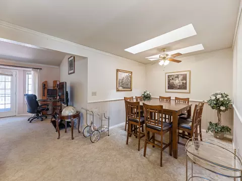 3892 Bluffside Ct, Redding, CA 96002 photo 3