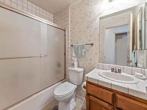 3892 Bluffside Ct, Redding, CA 96002 photo 24