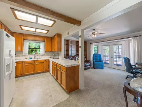 3892 Bluffside Ct, Redding, CA 96002 photo 13