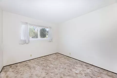 2280 Blue Oak Dr, Redding, CA 96001 photo 8