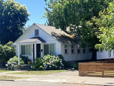 745 State St, Redding, CA 96001 photo 1