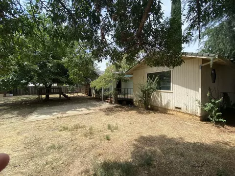 5015 Debbie Ln, Redding, CA 96002 photo 5