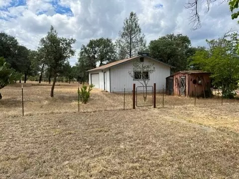1271 Oakdale Ln, Redding, CA 96002 photo 3