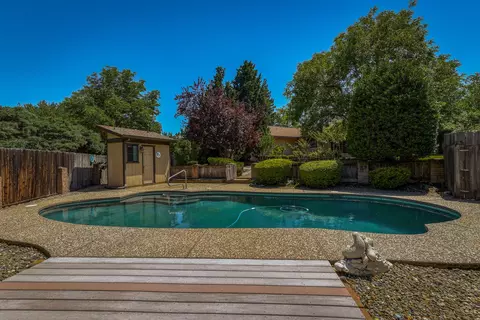 856 Cardiff Ct, Redding, CA 96003 photo 31
