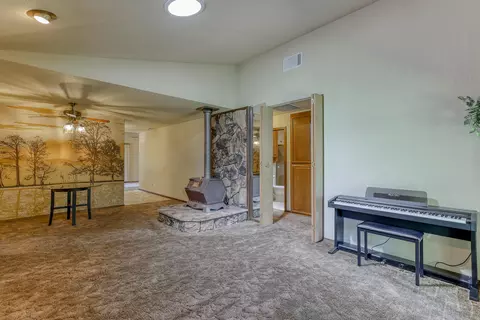 856 Cardiff Ct, Redding, CA 96003 photo 11
