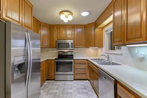 856 Cardiff Ct, Redding, CA 96003 photo 7