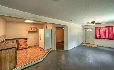2614 Russell St, Redding, CA 96001 photo 35