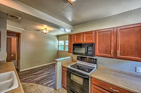 2614 Russell St, Redding, CA 96001 photo 13