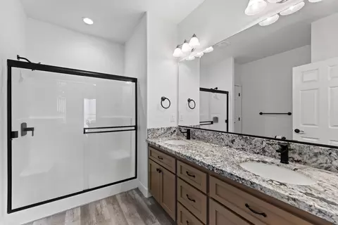 11489 California St, Redding, CA 96001 photo 10