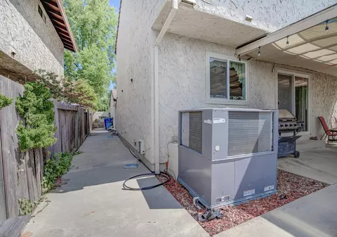 767 Coffeeberry Ln, Redding, CA 96003 photo 31