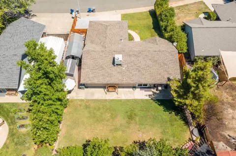 1677 Trumpet Dr, Redding, CA 96003 photo 29