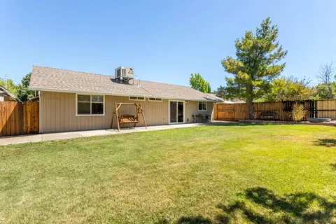 1677 Trumpet Dr, Redding, CA 96003 photo 20