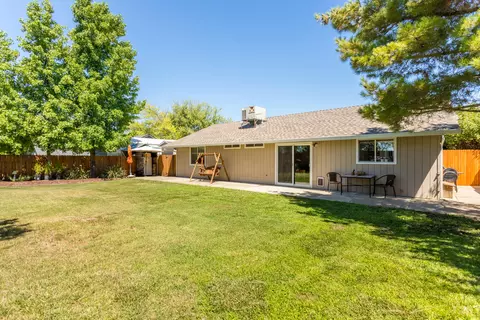 1677 Trumpet Dr, Redding, CA 96003 photo 25