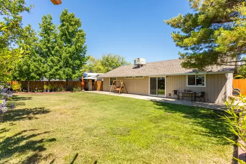 1677 Trumpet Dr, Redding, CA 96003 photo 19