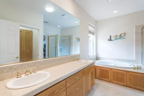 4361 Key West Drive Dr, Redding, CA 96002 photo 15