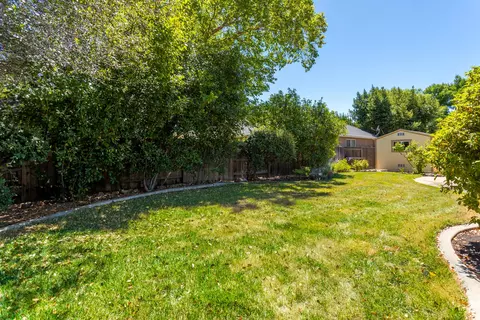 4361 Key West Drive Dr, Redding, CA 96002 photo 32