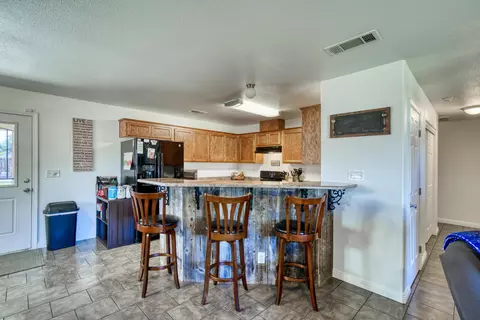 645 Larie Ln, Red Bluff, CA 96080 photo 7