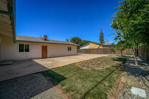 6403 Merle Dr, Redding, CA 96001 photo 30